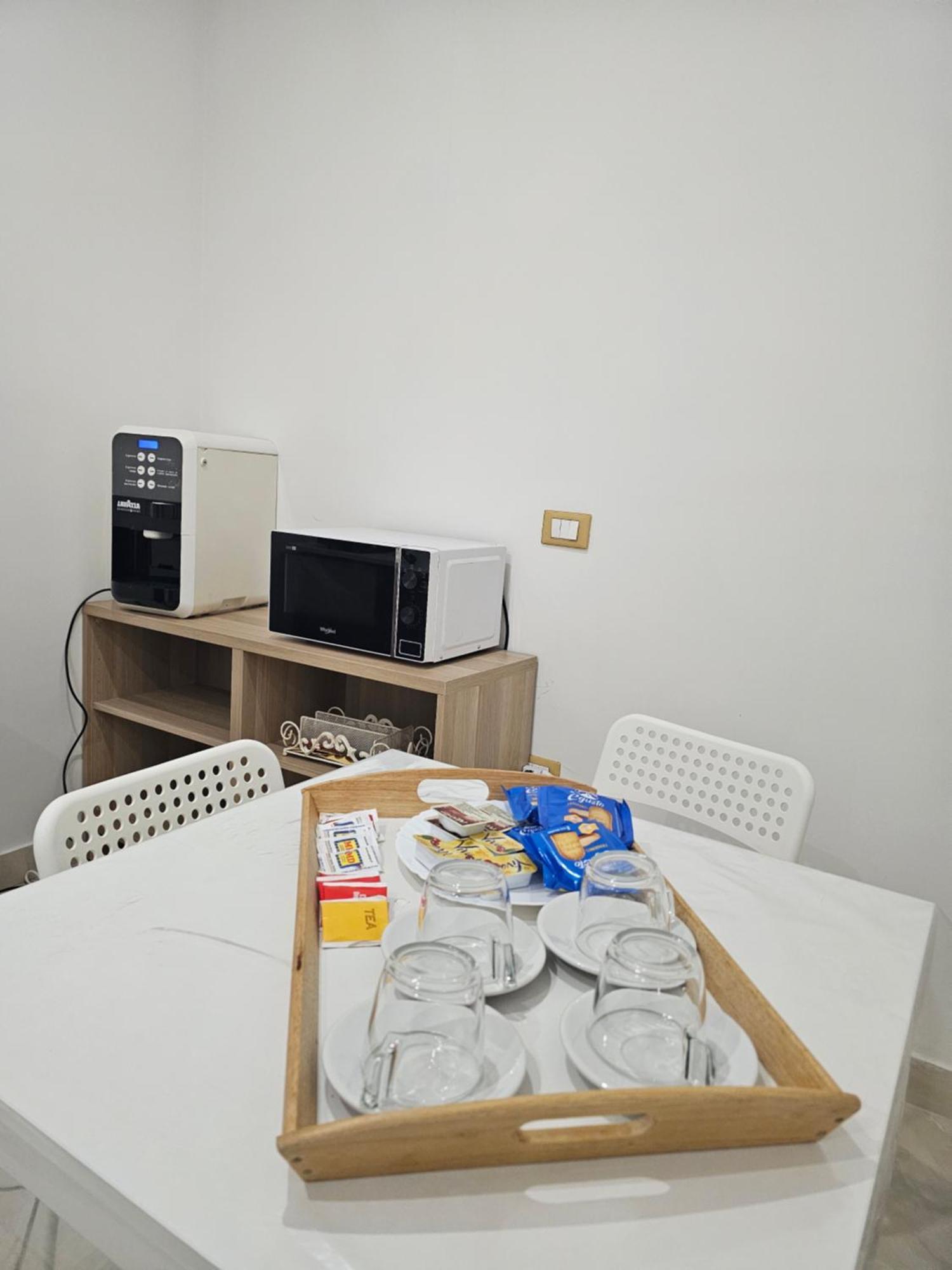 B&B Napoli Centrale Room&Jacuzzi Exterior foto