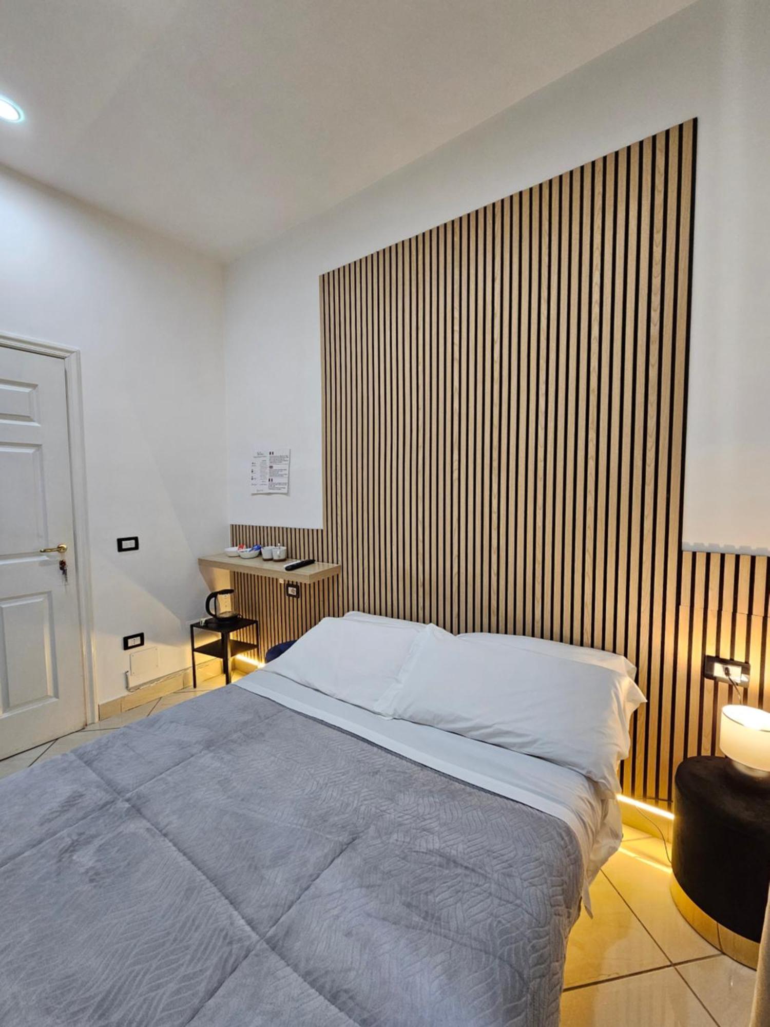 B&B Napoli Centrale Room&Jacuzzi Exterior foto